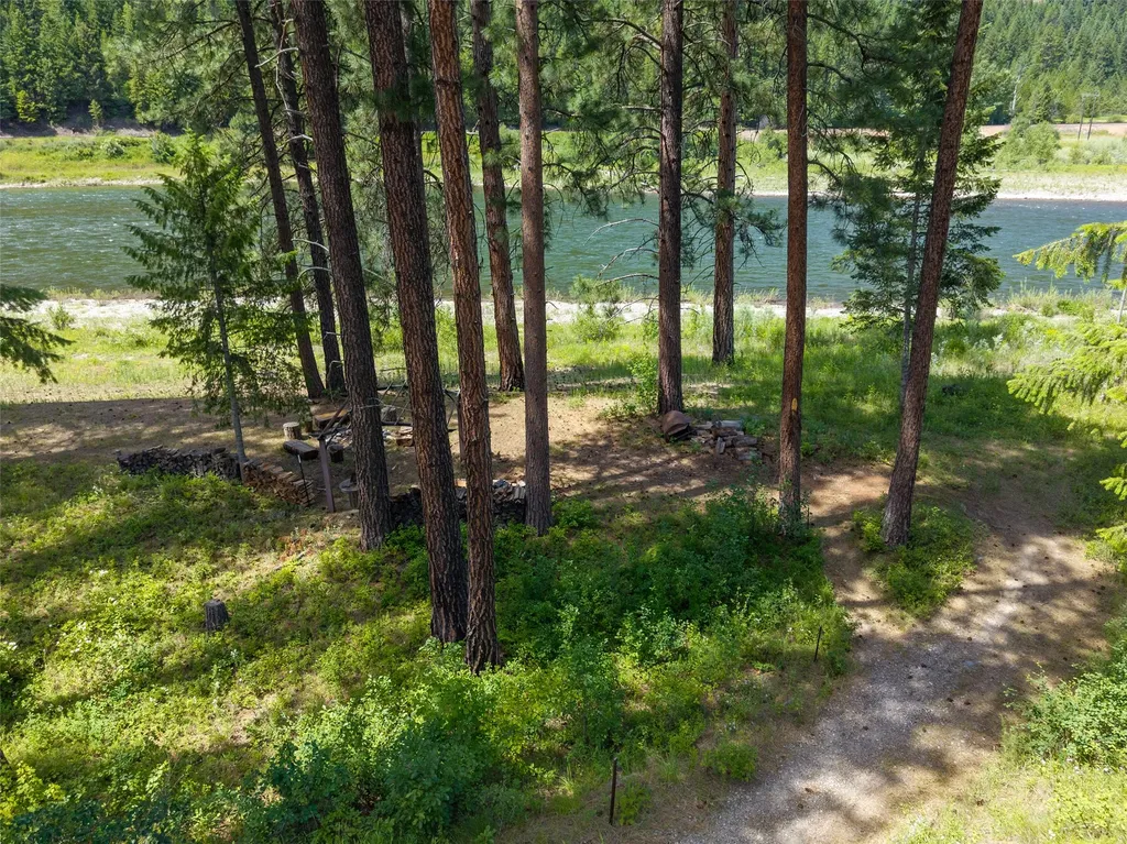 242 Quarter Circle Cross Drive St Regis MT 59866