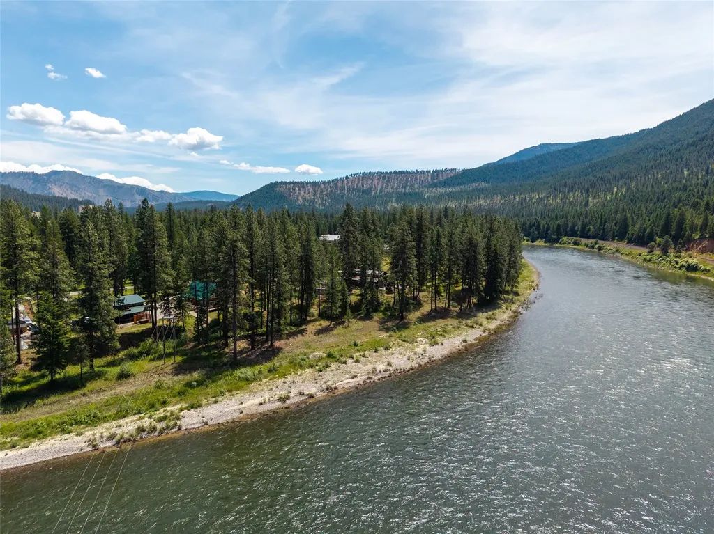 242 Quarter Circle Cross Drive St Regis MT 59866