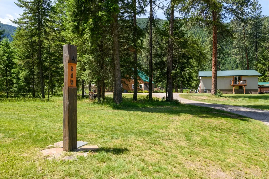 242 Quarter Circle Cross Drive St Regis MT 59866