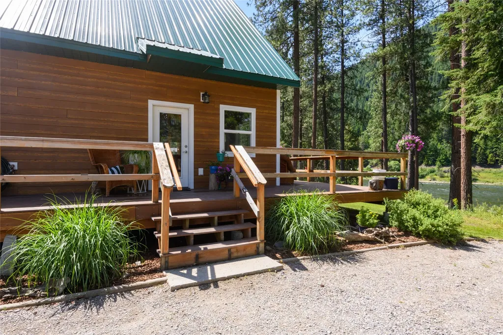 242 Quarter Circle Cross Drive St Regis MT 59866