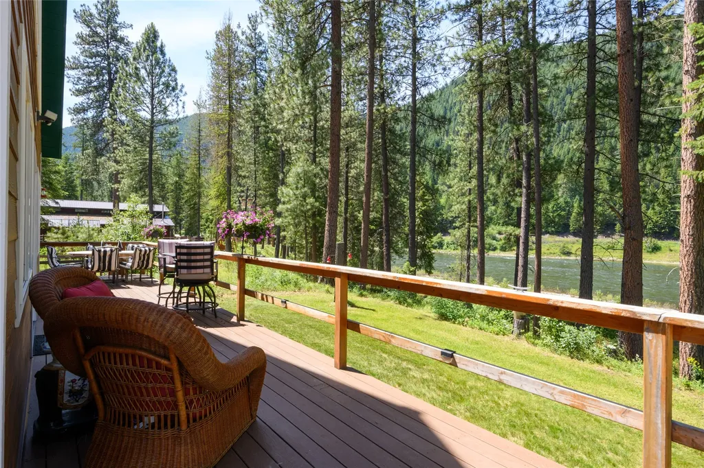 242 Quarter Circle Cross Drive St Regis MT 59866