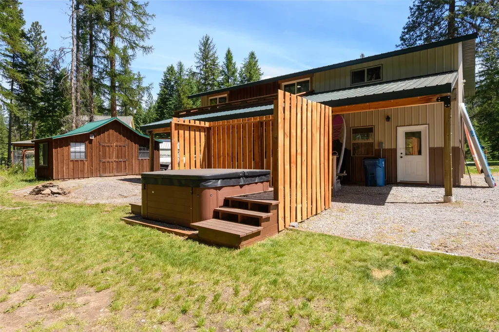 242 Quarter Circle Cross Drive St Regis MT 59866