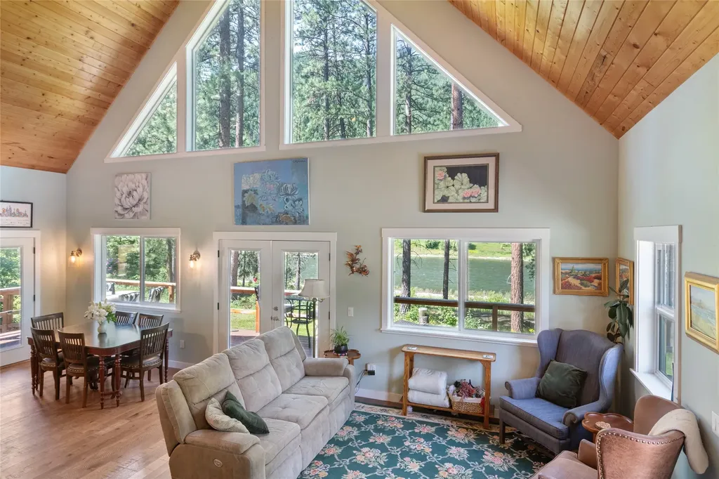 242 Quarter Circle Cross Drive St Regis MT 59866