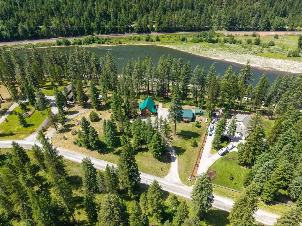 242 Quarter Circle Cross Drive St Regis MT 59866