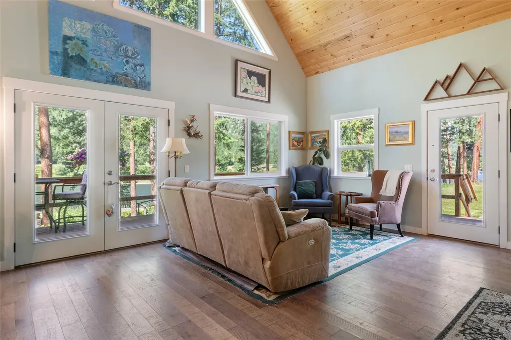 242 Quarter Circle Cross Drive St Regis MT 59866
