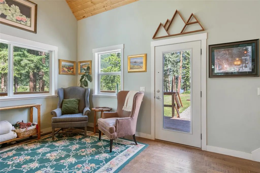 242 Quarter Circle Cross Drive St Regis MT 59866