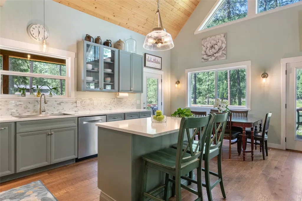 242 Quarter Circle Cross Drive St Regis MT 59866