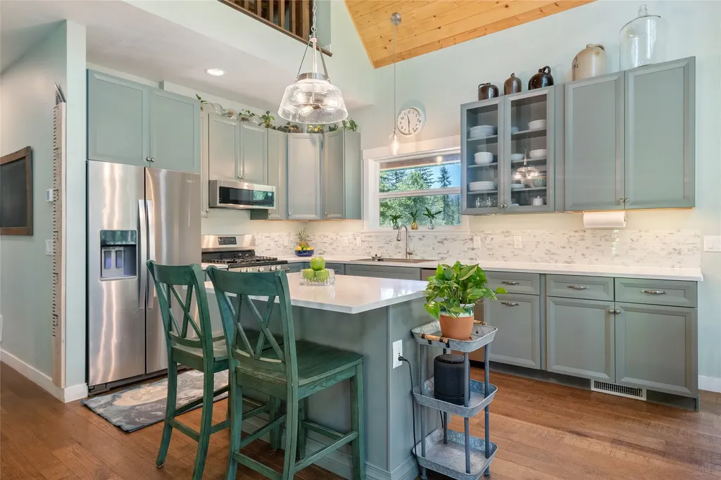242 Quarter Circle Cross Drive St Regis MT 59866