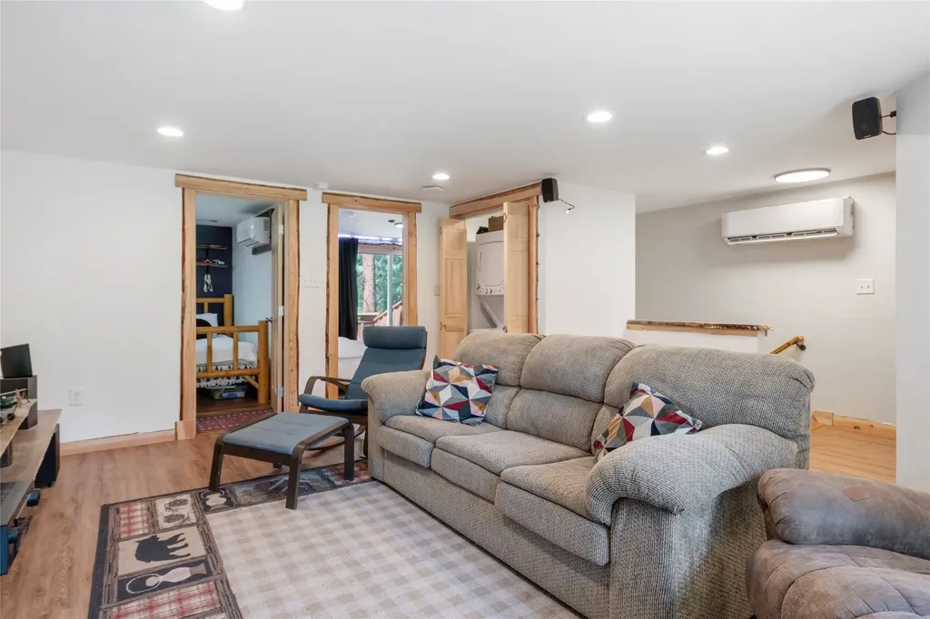242 Quarter Circle Cross Drive St Regis MT 59866
