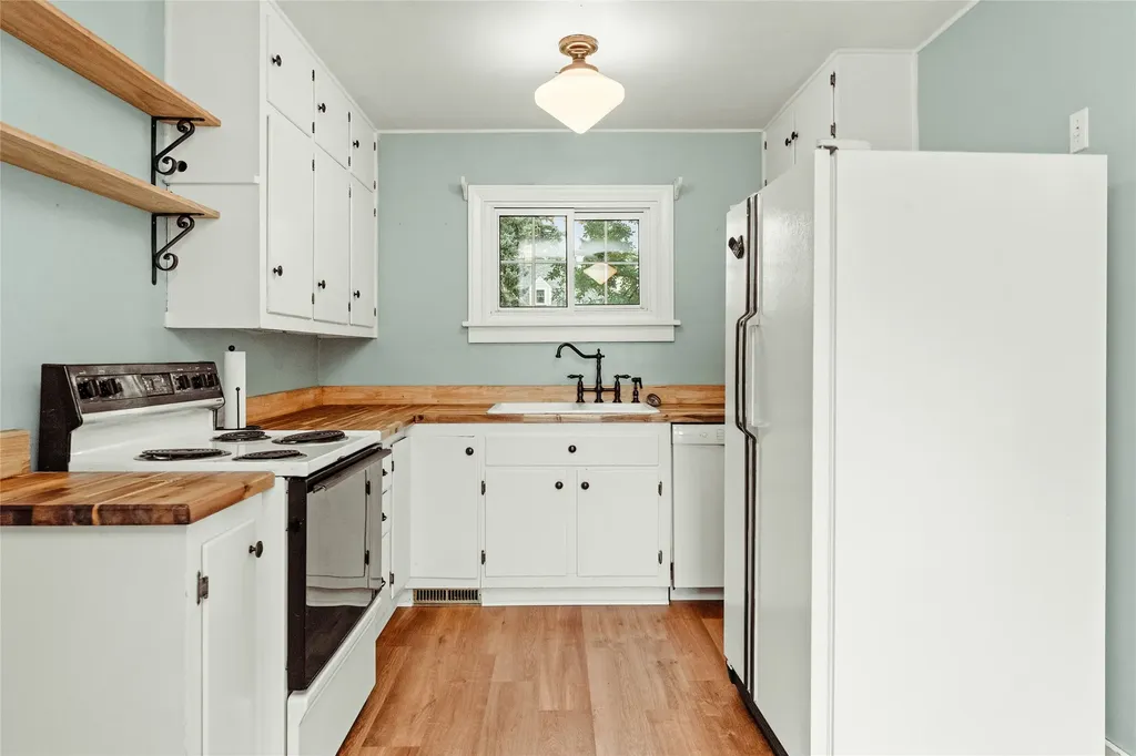 2215 2nd Avenue S Great Falls MT 59405