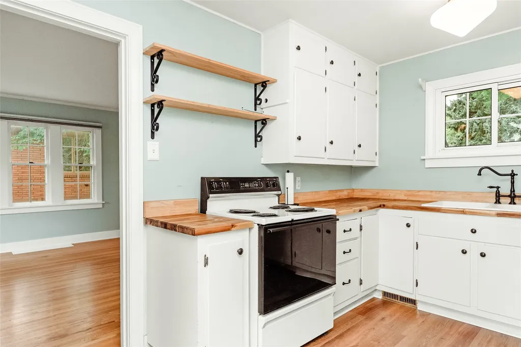 2215 2nd Avenue S Great Falls MT 59405