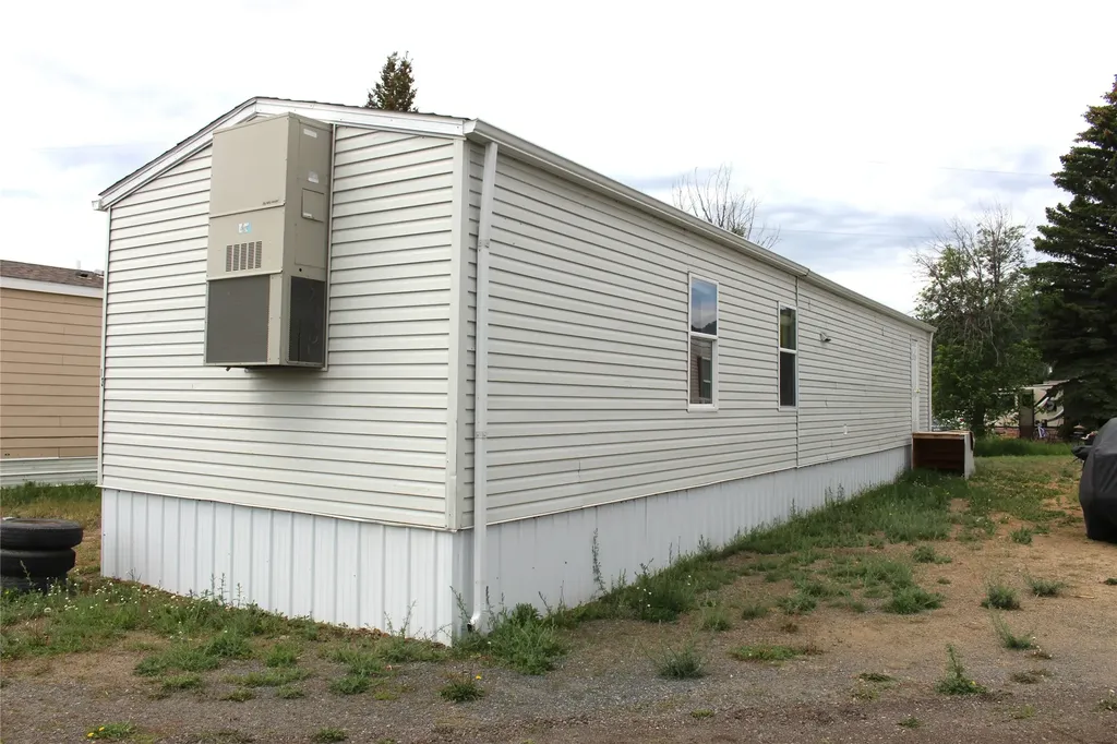 206 W 5th Avenue Boulder MT 59632