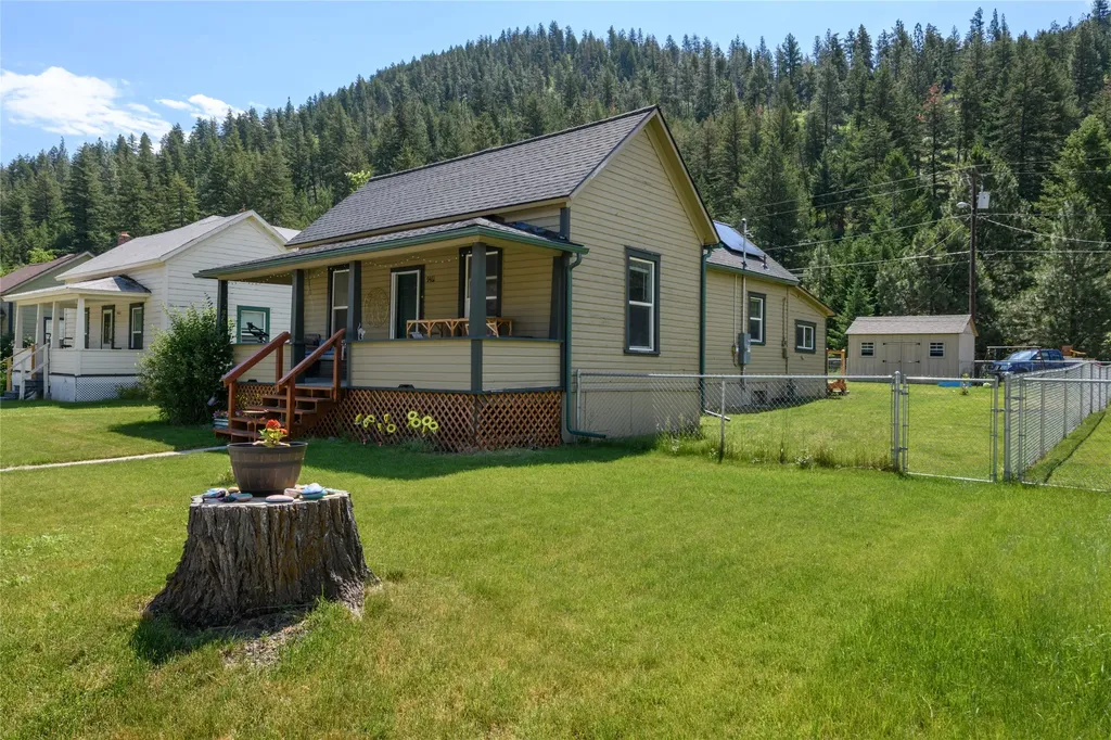 9461 Highway 200 E Bonner MT 59823