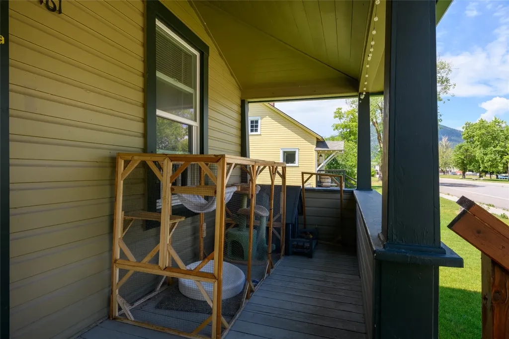 9461 Highway 200 E Bonner MT 59823