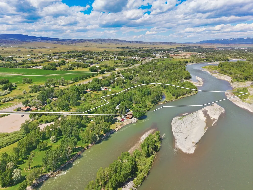 11 Blue Road Livingston MT 59047