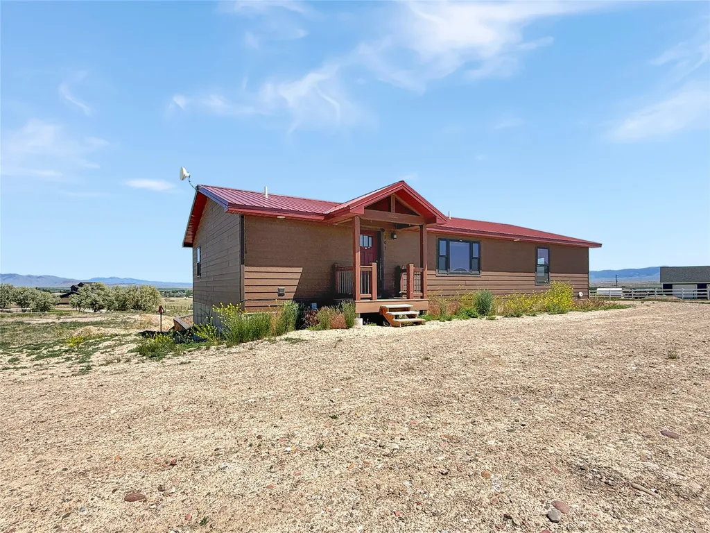 207 Expedition Drive Dillon MT 59725