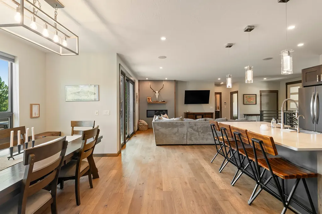 20 Juniper Lane Clancy MT 59634