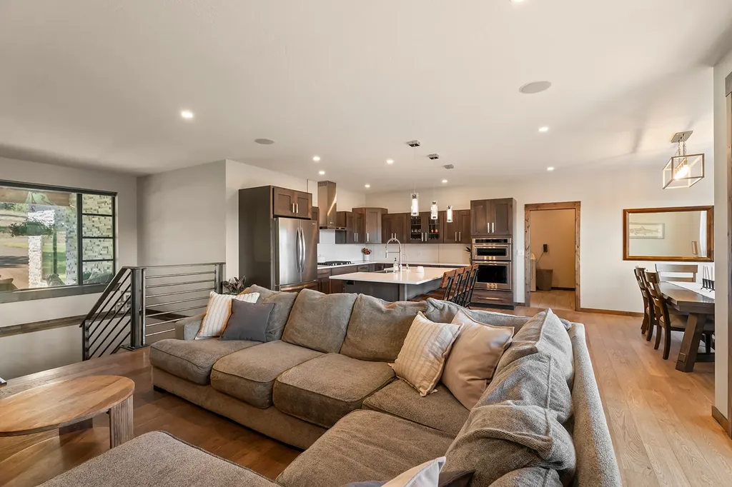 20 Juniper Lane Clancy MT 59634