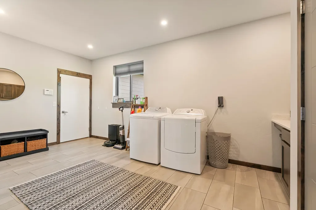 20 Juniper Lane Clancy MT 59634