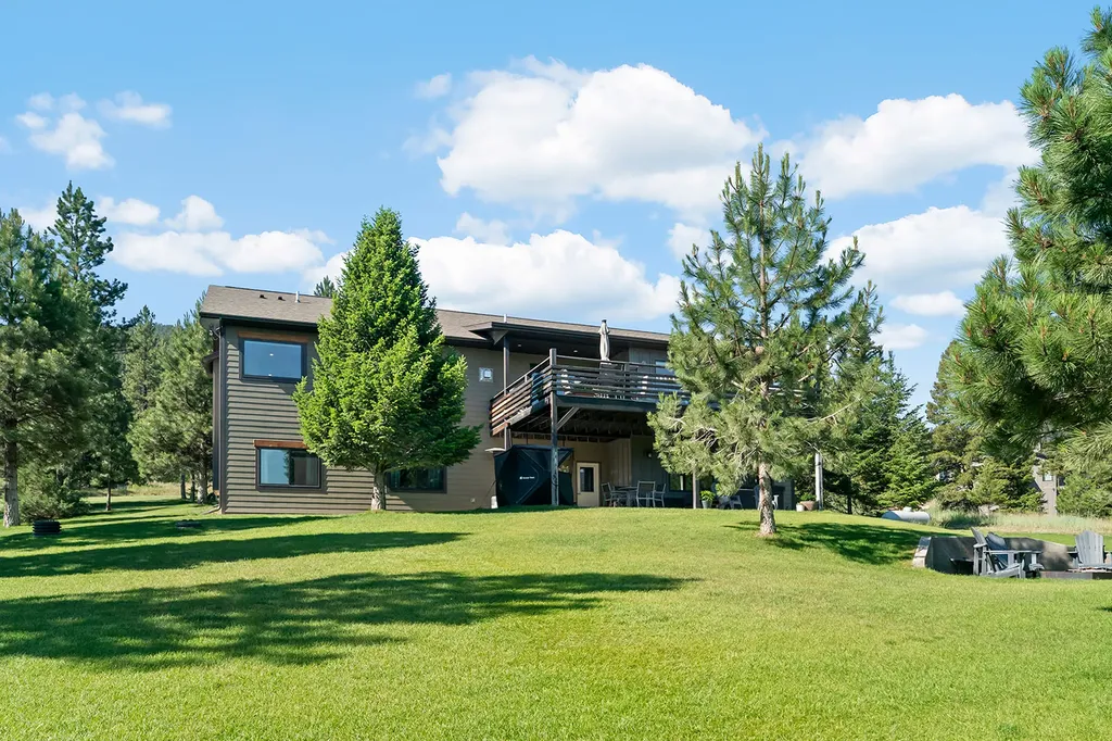 20 Juniper Lane Clancy MT 59634