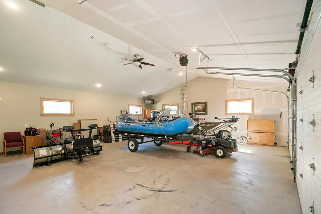20 Juniper Lane Clancy MT 59634