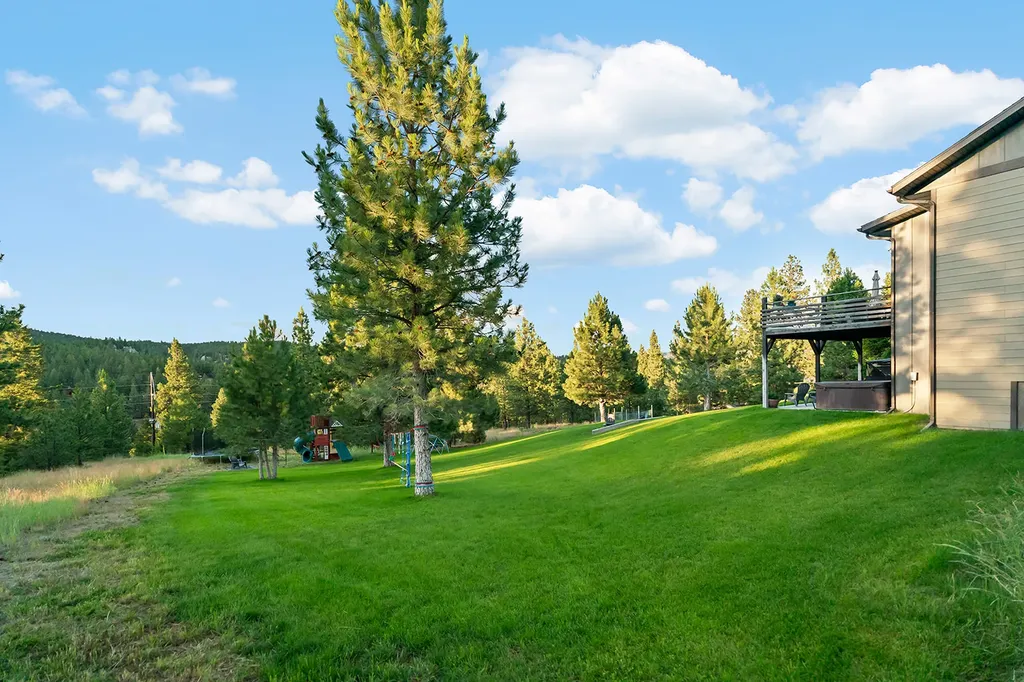 20 Juniper Lane Clancy MT 59634
