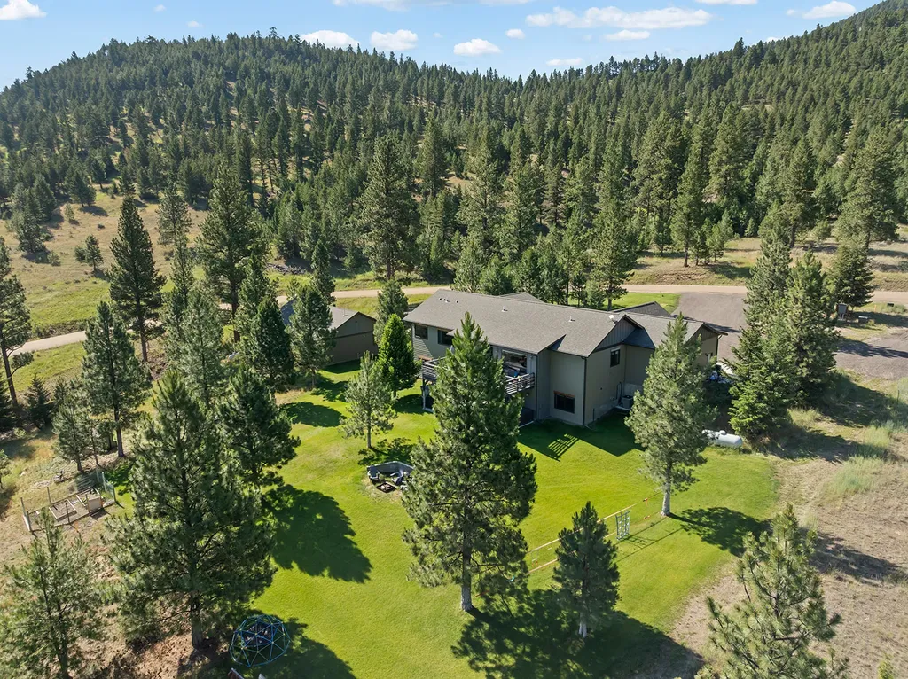 20 Juniper Lane Clancy MT 59634