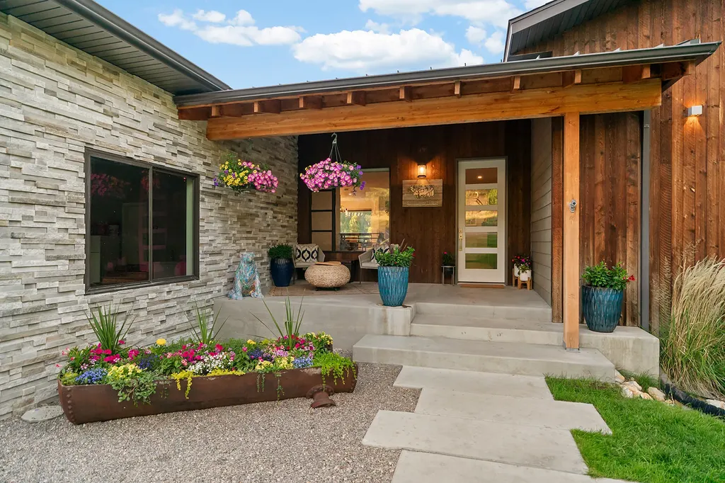 20 Juniper Lane Clancy MT 59634