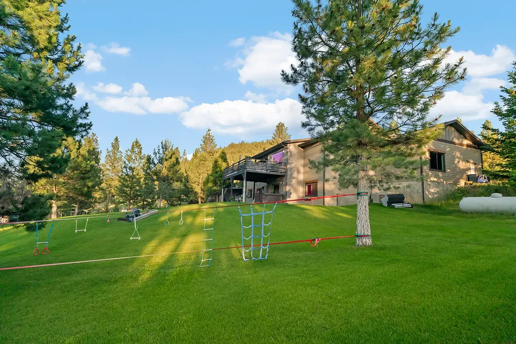 20 Juniper Lane Clancy MT 59634