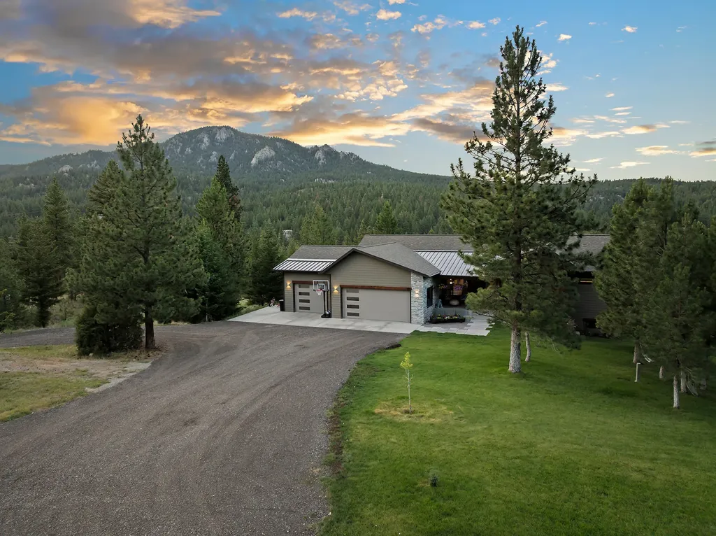 20 Juniper Lane Clancy MT 59634