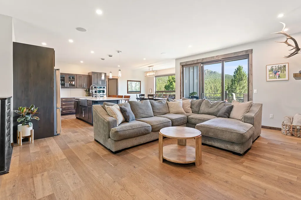 20 Juniper Lane Clancy MT 59634