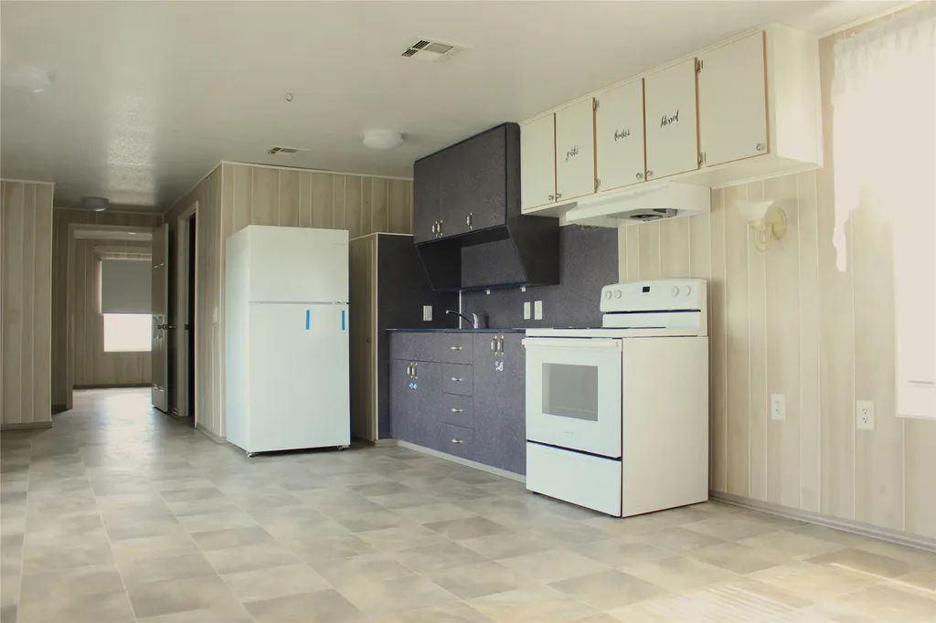306 S Adams Street Boulder MT 59632
