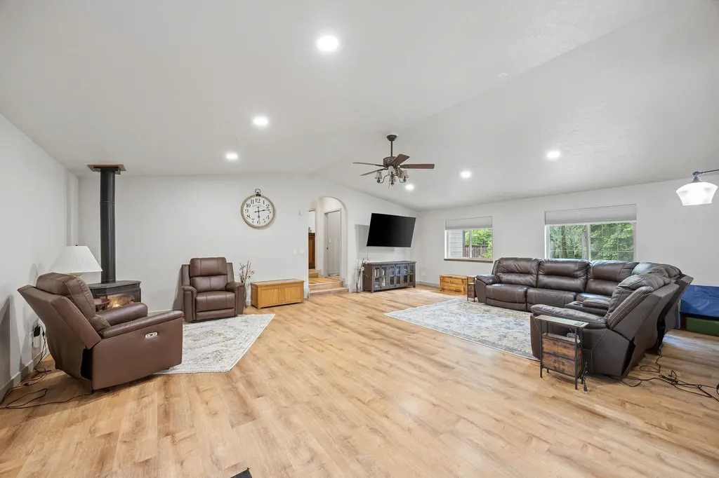 33259 Courville Trail Polson MT 59860