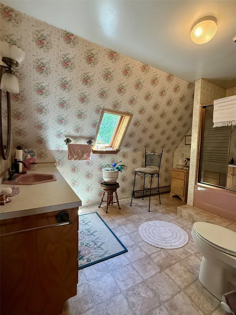 1953 Lone Point Drive Lincoln MT 59639