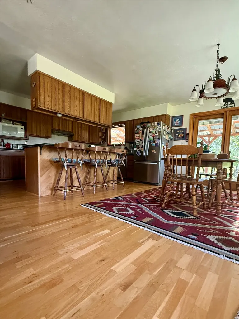1953 Lone Point Drive Lincoln MT 59639