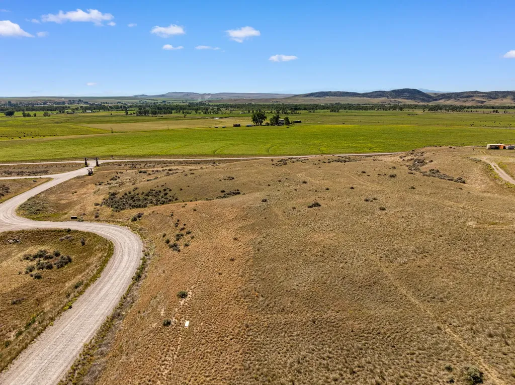 1 Targe Three Forks MT 59752
