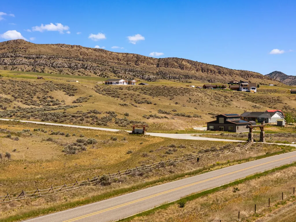 1 Targe Three Forks MT 59752