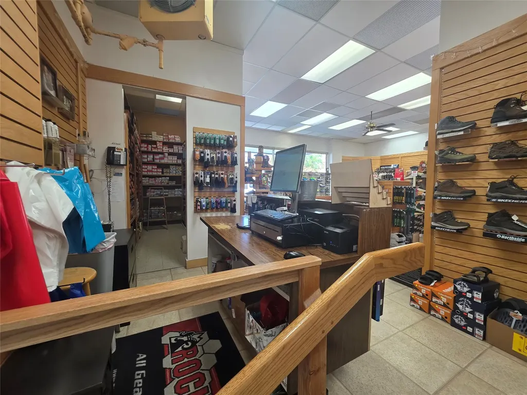 136 W Main Street Hamilton MT 59840