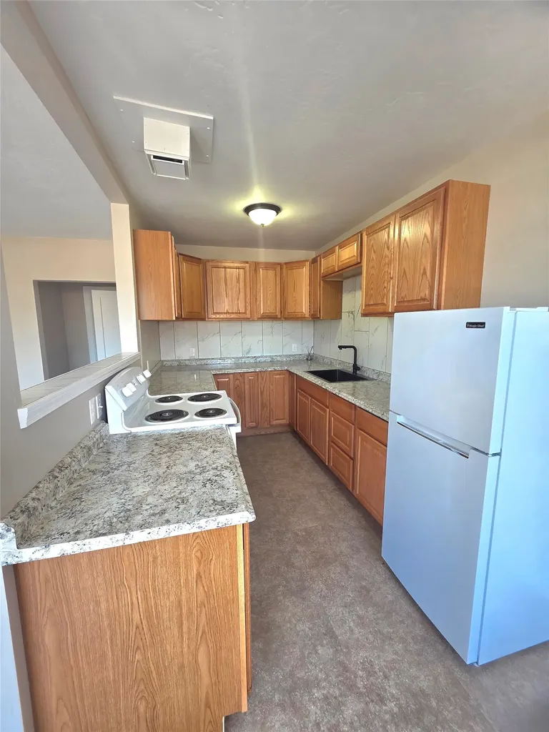 136 W Main Street Hamilton MT 59840