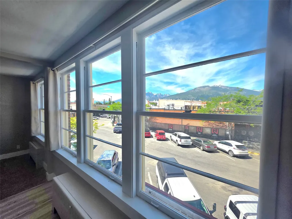 136 W Main Street Hamilton MT 59840