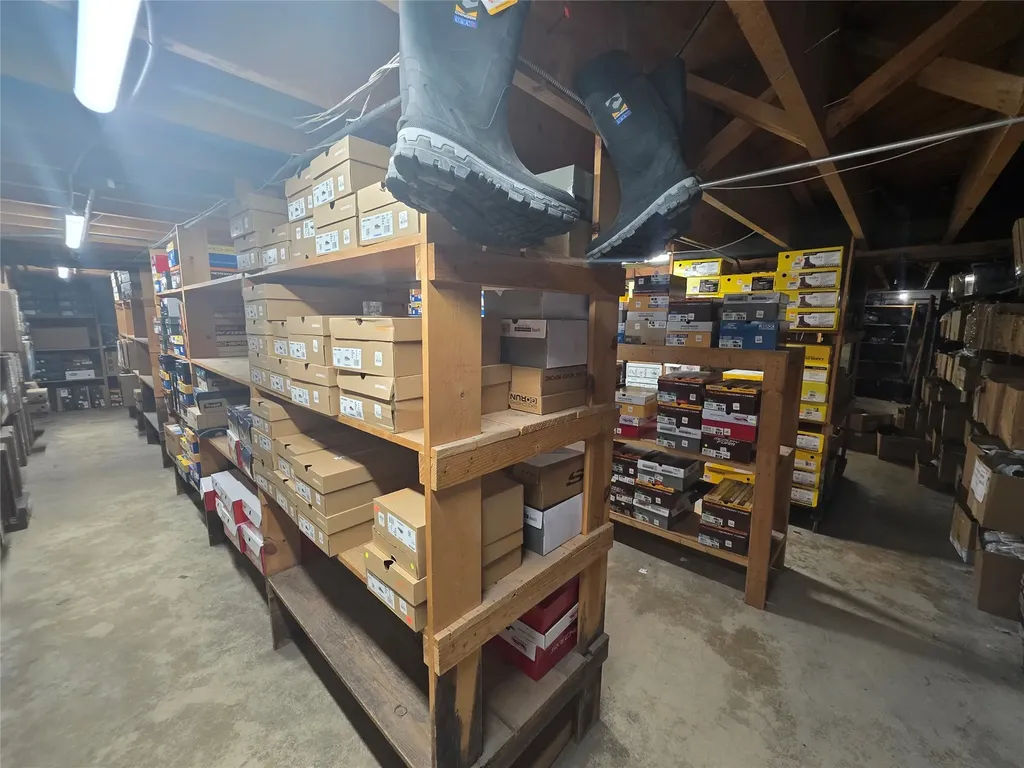 136 W Main Street Hamilton MT 59840