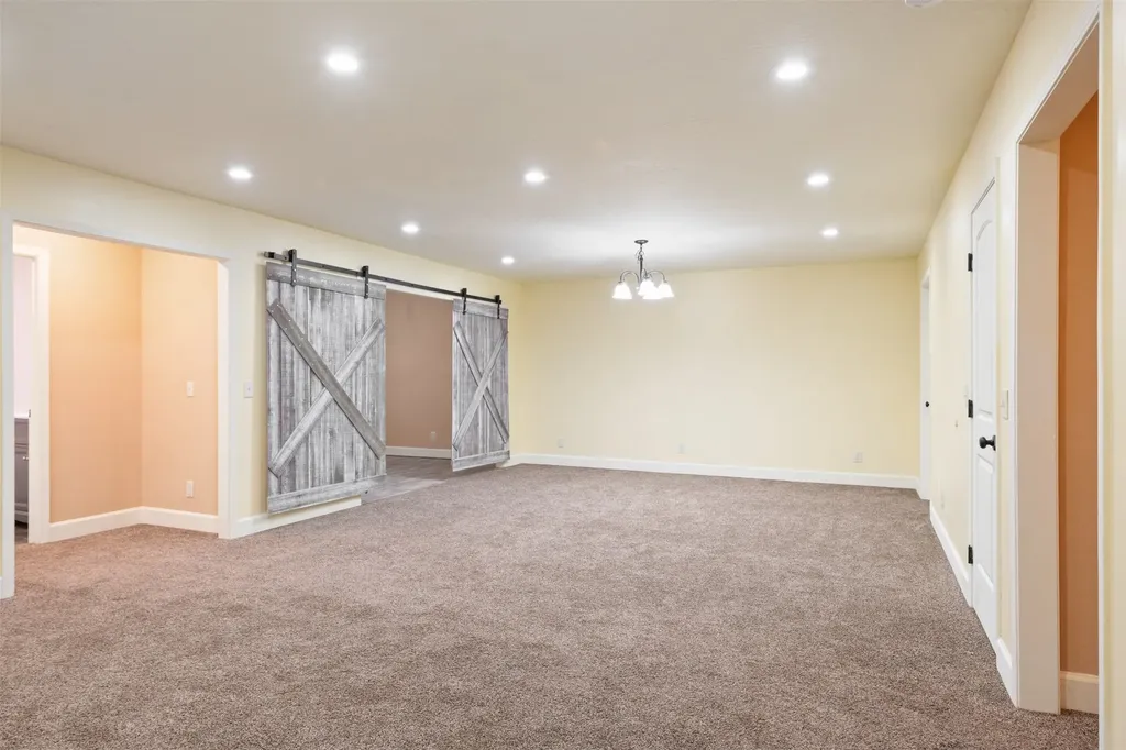 5671 Fairview Lane Florence MT 59833