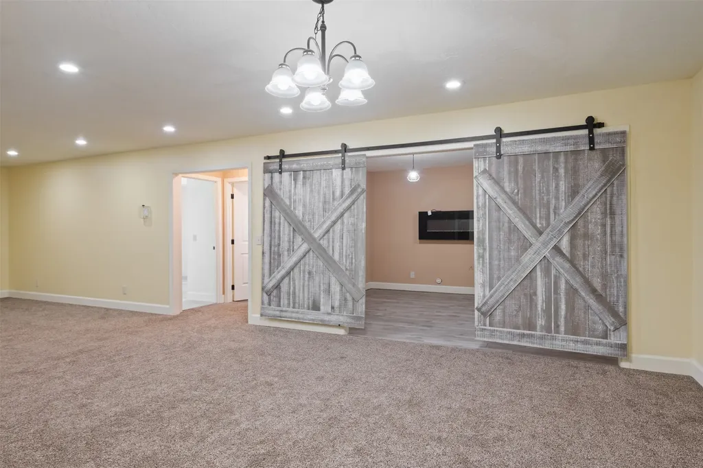 5671 Fairview Lane Florence MT 59833
