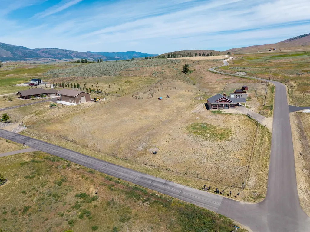 5671 Fairview Lane Florence MT 59833