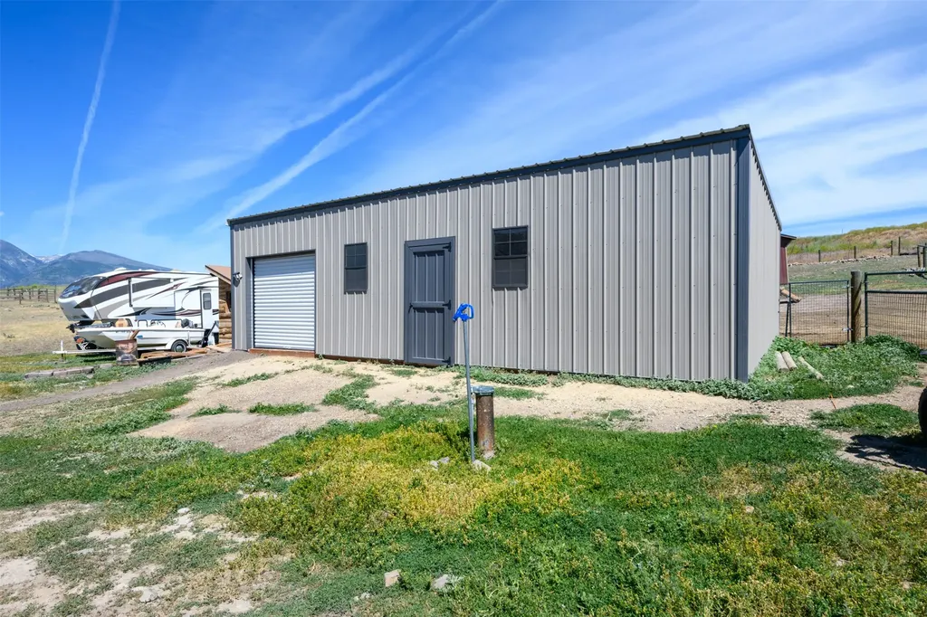 5671 Fairview Lane Florence MT 59833