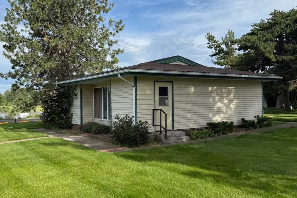 821 7th Street W Columbia Falls MT 59912