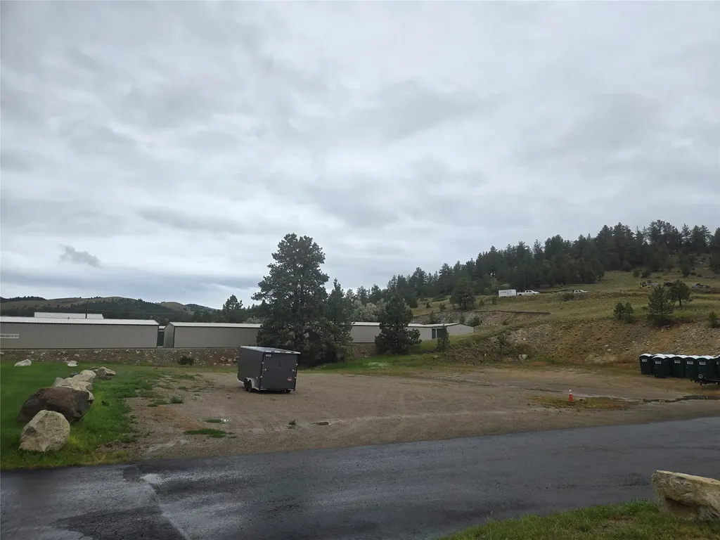 6 Jackson Creek Road Clancy MT 59634