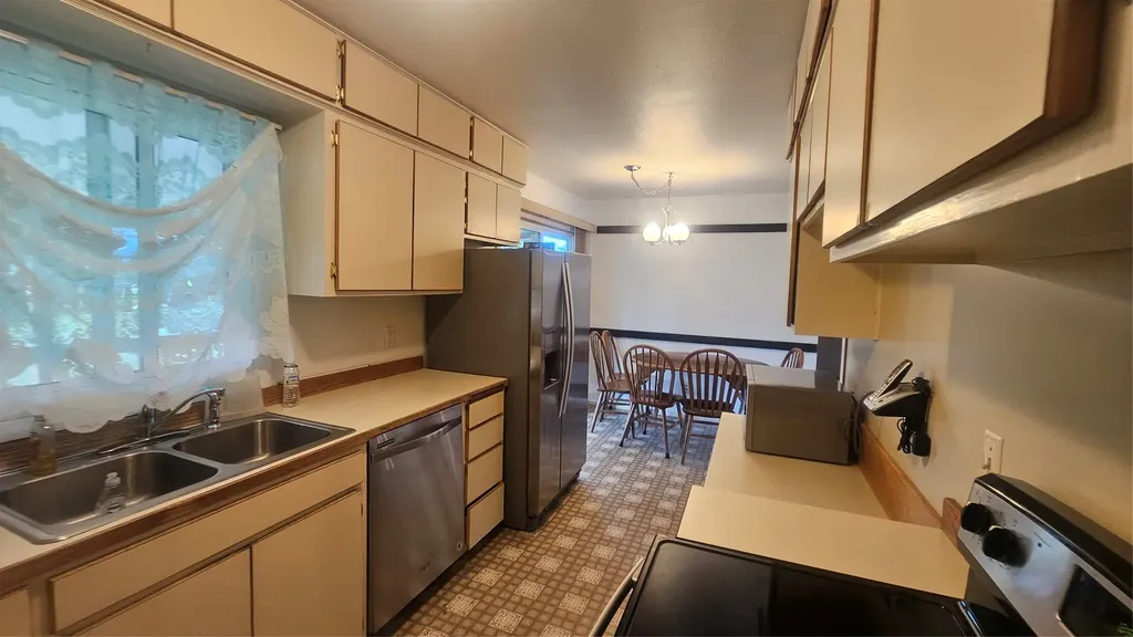 120 Riverview 1 E Great Falls MT 59404