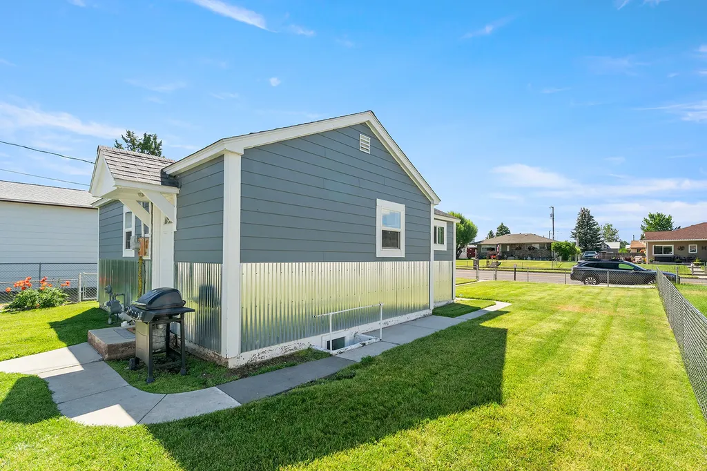 1633 Dewey Boulevard Butte MT 59701