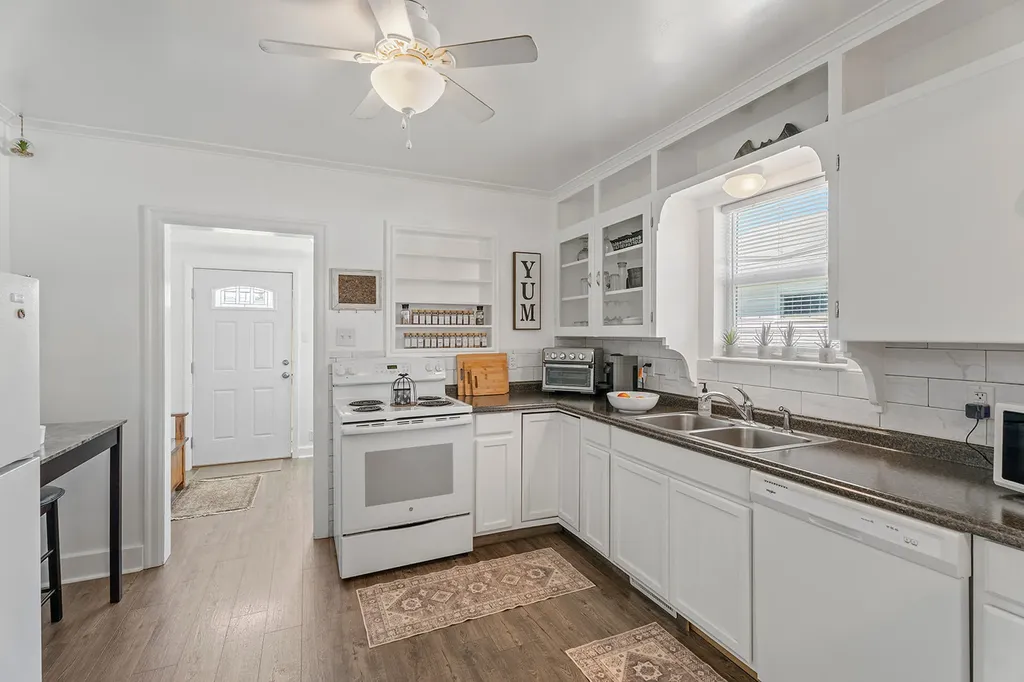 1633 Dewey Boulevard Butte MT 59701